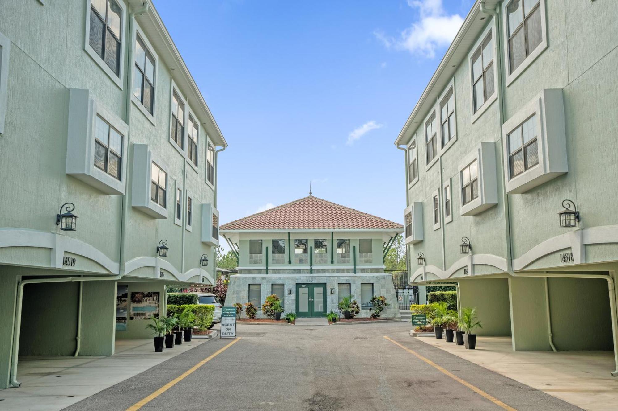 Holiday At The Parks - Townhome By Disney! Lake Buena Vista Exterior photo